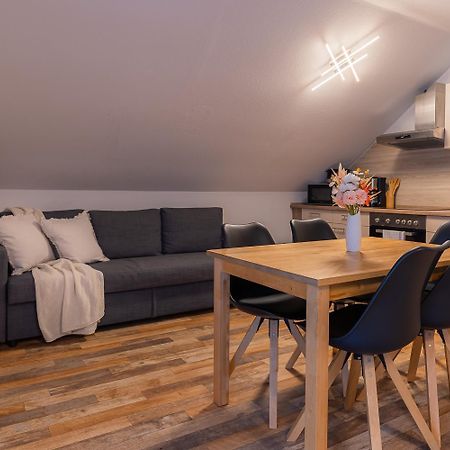 Epa Apartment - France Style 러스트 외부 사진